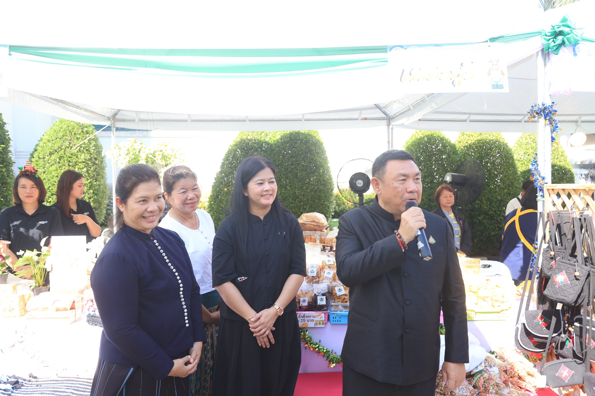 title - ส.ป.ก.เพชรบุรี ร่วมงาน “ส่งความสุขปีใหม่ มอบให้เกษตรกรในเขตปฏิรูปที่ดิน ประจำปี พ.ศ. 2569”